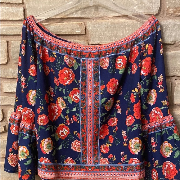 Umgee Floral Navy Off-Shoulder Top Size S - Picture 6 of 8